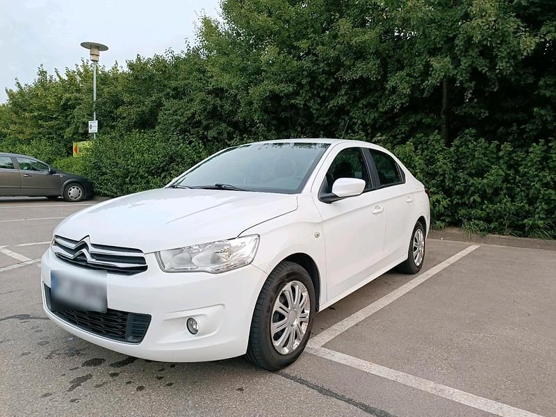 Weiß Gebraucht 2017 Citroën C-Elysee I Limousine | 6.899 € (Teuer) - Bild 1/4