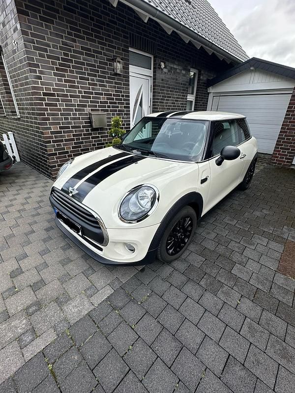 Second-hand Mini ONE 112 CP (82 kW) 2015 Alb Hatchback