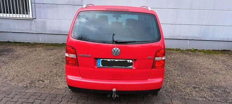 Gebraucht VW Touran 136 PS (100 kW) 2004 Rot Van / Kleinbus