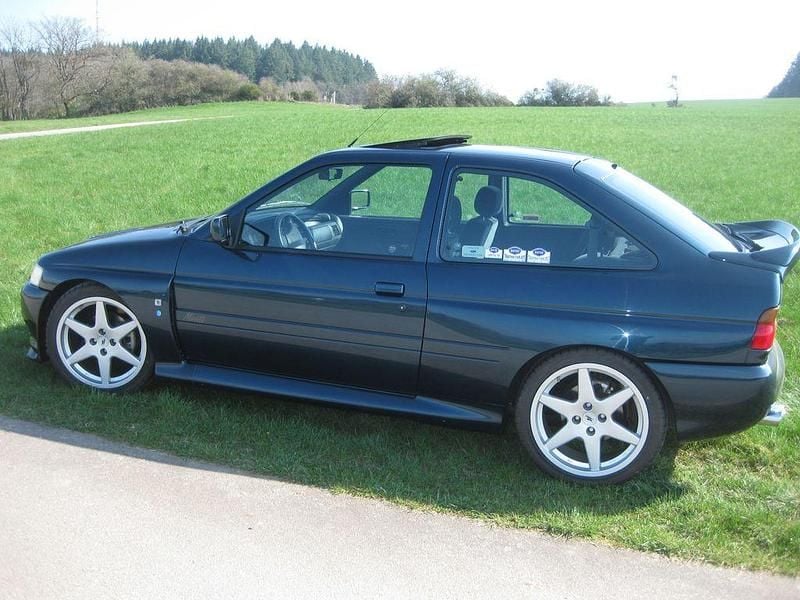 Gebraucht Ford Escort RS 299 PS (219 kW) 1994 Grün Limousine