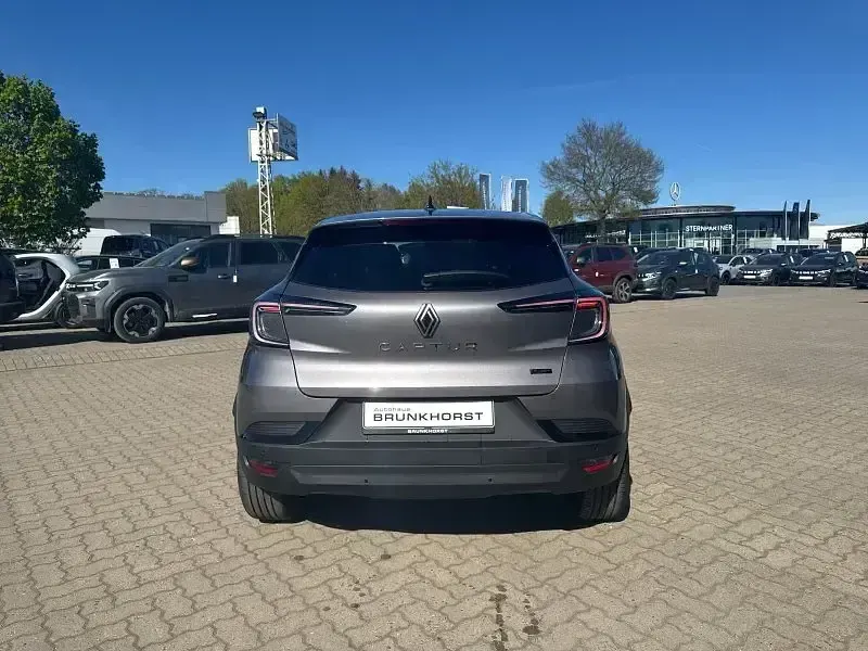 Neu Renault Captur Techno 2025 Grau SUV