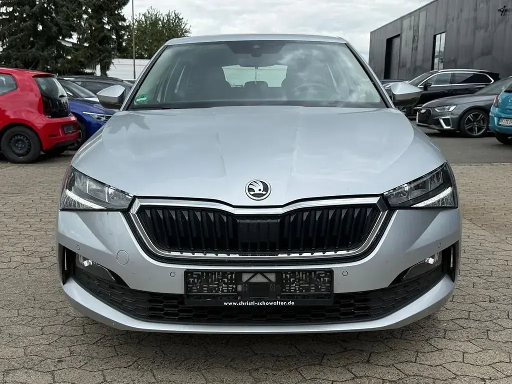 Gebraucht Skoda Scala Ambition 110 PS (80 kW) 2023 Silber Kleinwagen