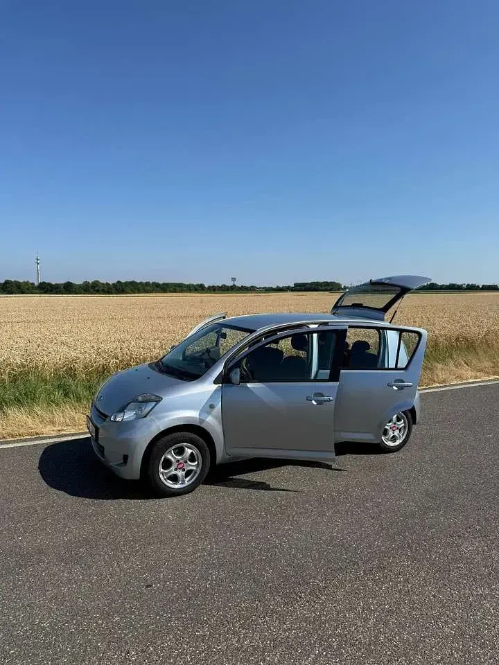 Gebraucht Daihatsu Sirion 91 PS (66 kW) 2009 Kleinwagen