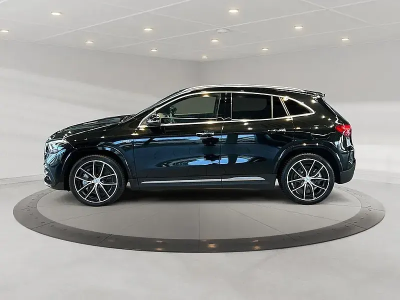 Gebraucht Mercedes GLA35 AMG AMG 306 PS (225 kW) 2025 Kosmosschwarz metallic SUV