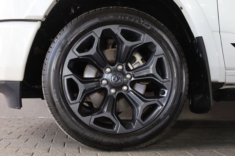 Gebraucht Dodge Ram Limited 401 PS (294 kW) 2019 Weiß Pickup