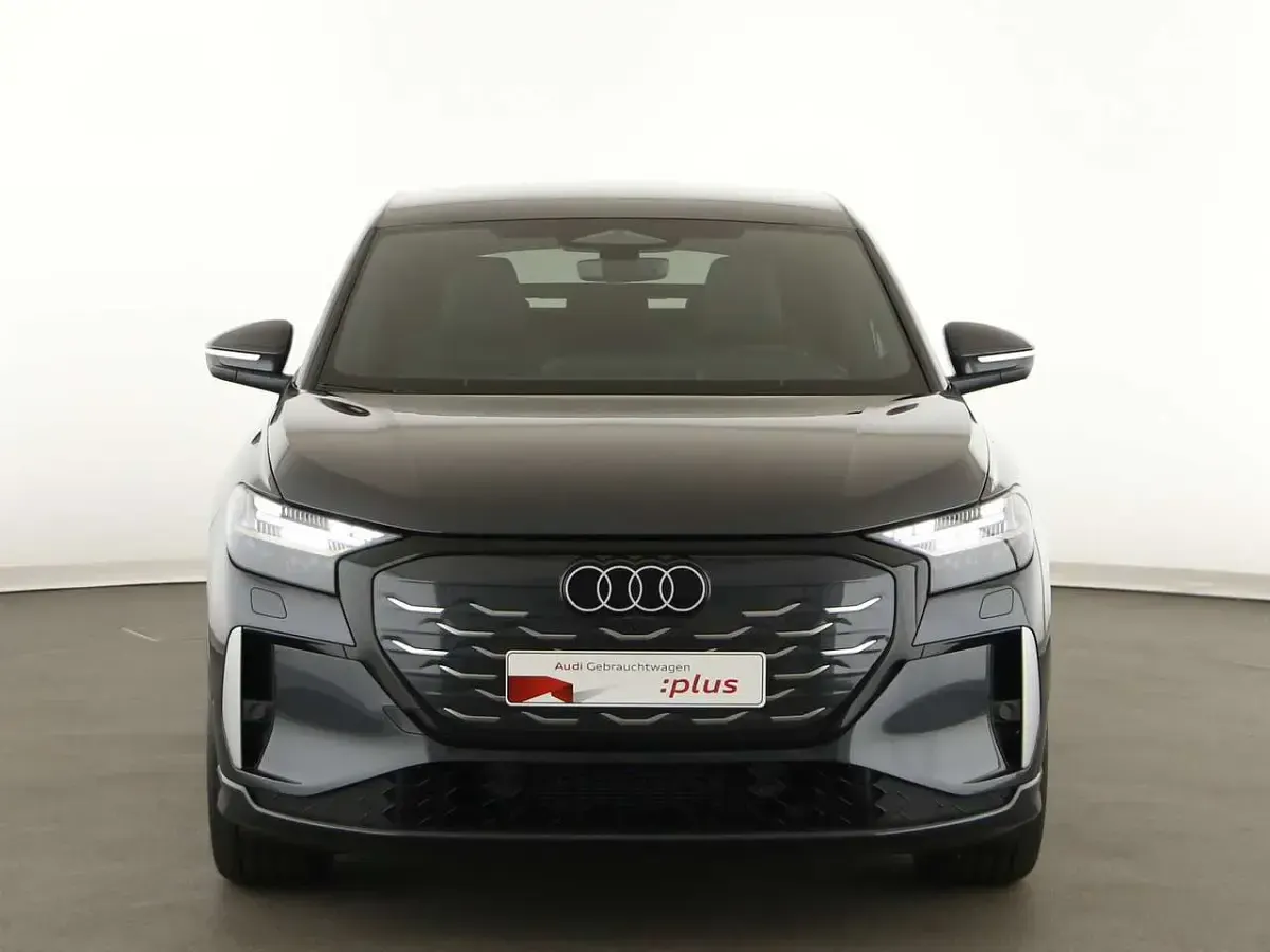 Gebraucht Audi e-tron 250 kW (340 PS) 2026 Tamboragrau metallic SUV