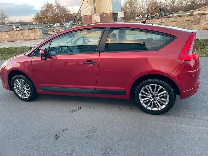 Gebraucht Citroën C4 109 PS (80 kW) 2007 Rot Coupé