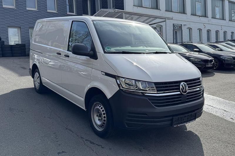 Gebraucht VW T6.1 110 PS (80 kW) 2022 Weiß Van