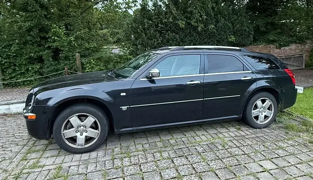 Gebraucht Chrysler 300C Touring 340 PS (250 kW) 2005 Schwarz Kombi