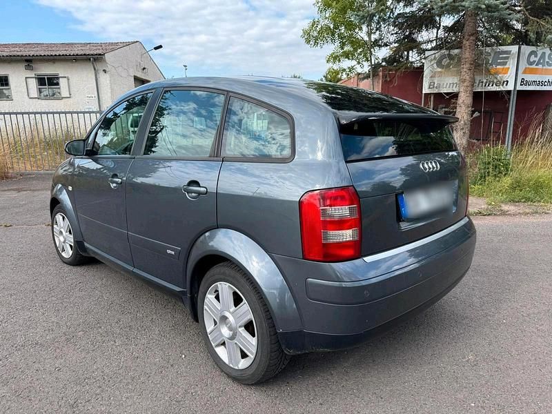Gebraucht Audi A2 75 PS (55 kW) 2002 Grau Kleinwagen
