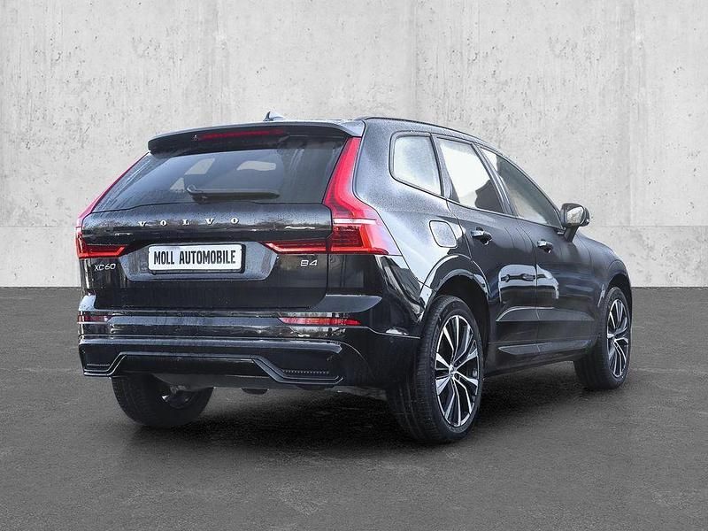 Gebraucht Volvo XC60 Plus 197 PS (144 kW) 2023 Onyx black SUV