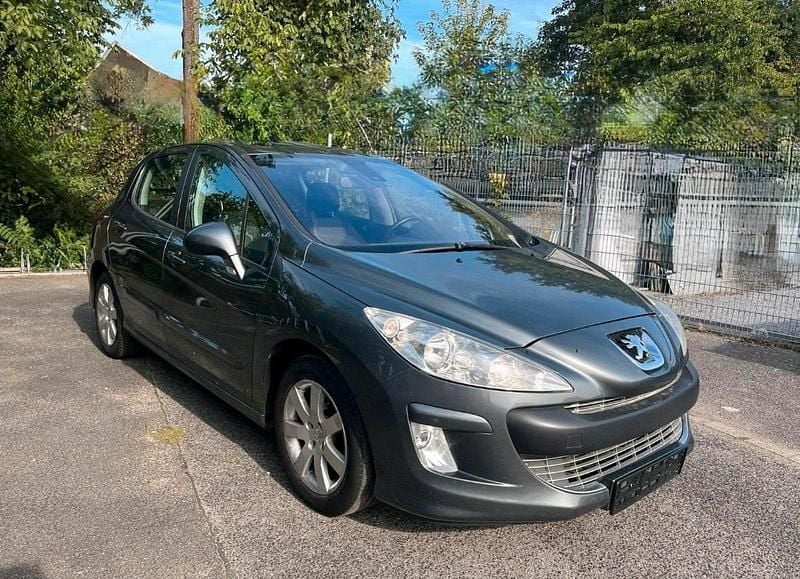 Grau Gebraucht 2007 Peugeot 308 Limousine | 2.200 € (Guter Preis) - Bild 1/4