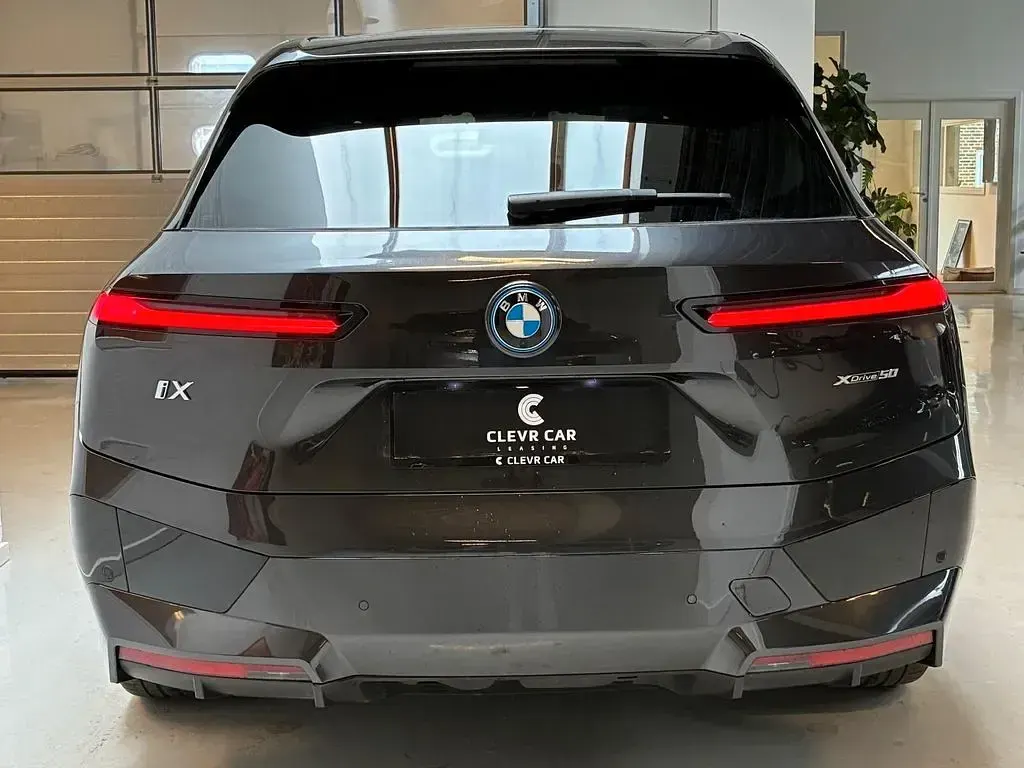 Gebraucht BMW iX Sport Line 384 kW (523 PS) 2024 Grau SUV