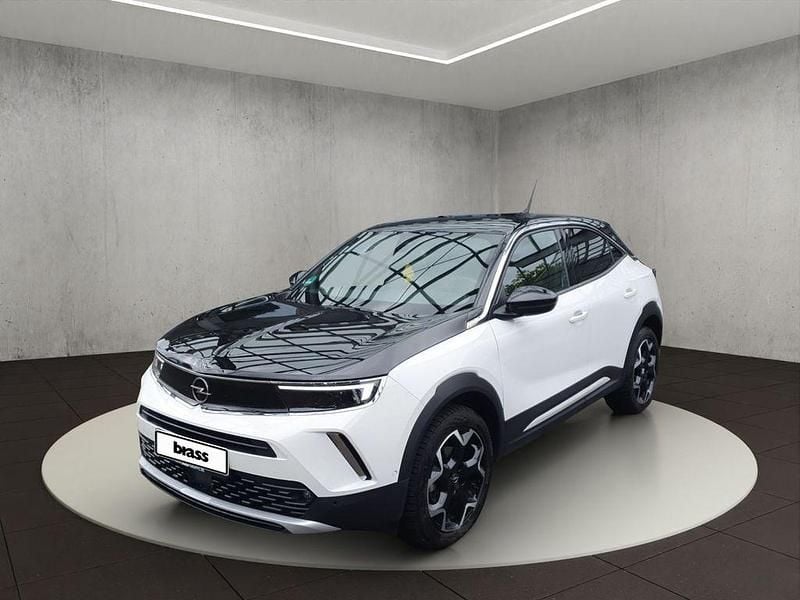 Arktis weiß (uni) Gebraucht 2023 Opel Mokka Ultimate SUV | 21.980 € (Fairer Preis) - Bild 1/4