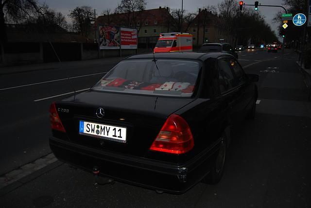 Gebraucht Mercedes C200 185 PS (136 kW) 1997 Schwarz metallic Limousine