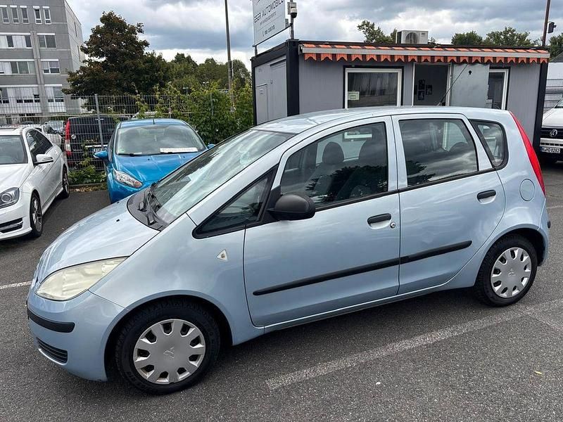 Gebraucht Mitsubishi Colt Inform 75 PS (55 kW) 2006 Blau Limousine