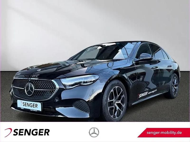 Schwarz Gebraucht 2026 Mercedes E200 Avantgarde Limousine | 53.790 € - Bild 1/1
