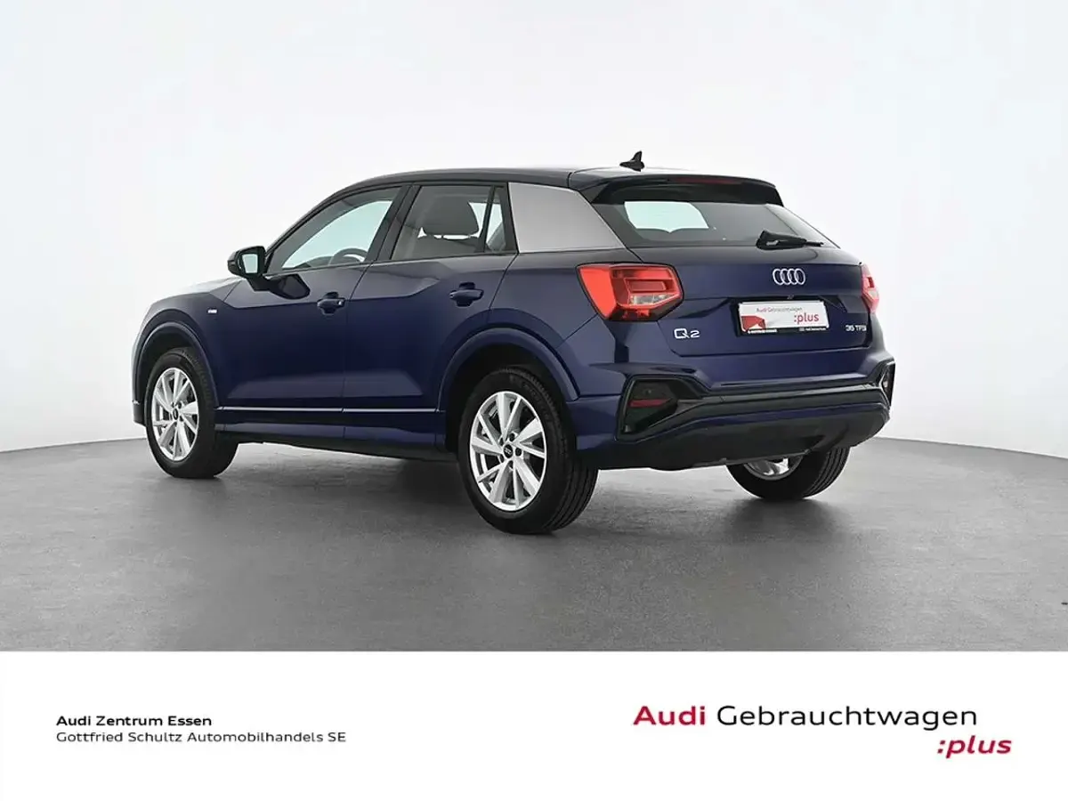 Gebraucht Audi Q2 S-Line 150 PS (110 kW) 2023 Blau SUV
