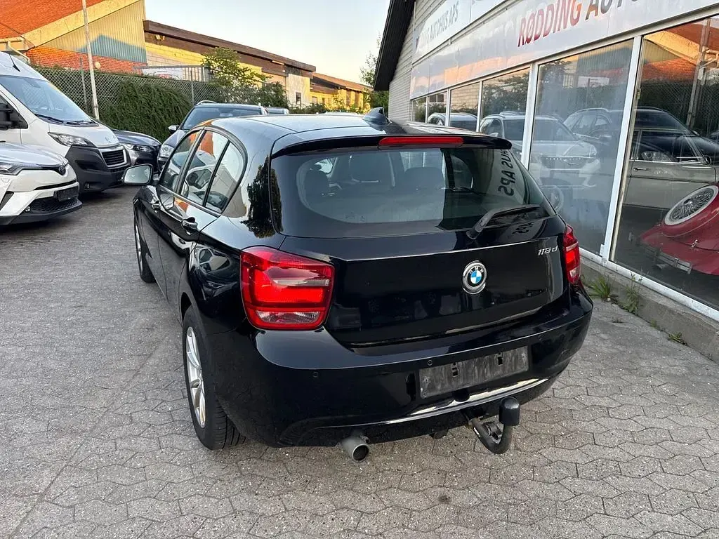 Gebraucht BMW 118 143 PS (105 kW) 2014 Schwarz Kleinwagen