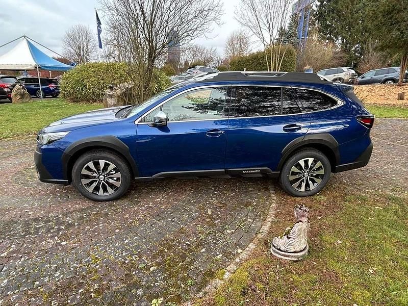 Neu Subaru Outback Platinum 169 PS (124 kW) 2026 Sapphire blue Kombi