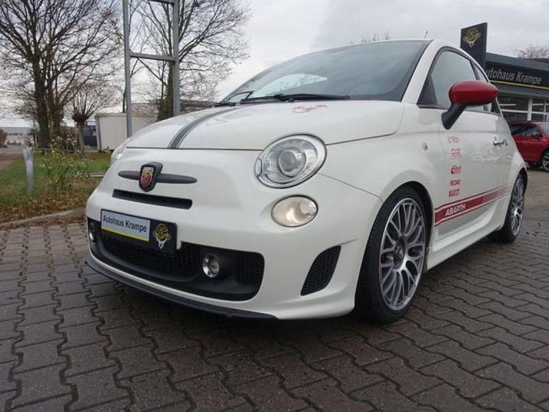 Weiß (metallic) Gebraucht 2010 Abarth 500 Competizione Kleinwagen | 9.480 € (Fairer Preis) - Bild 1/4
