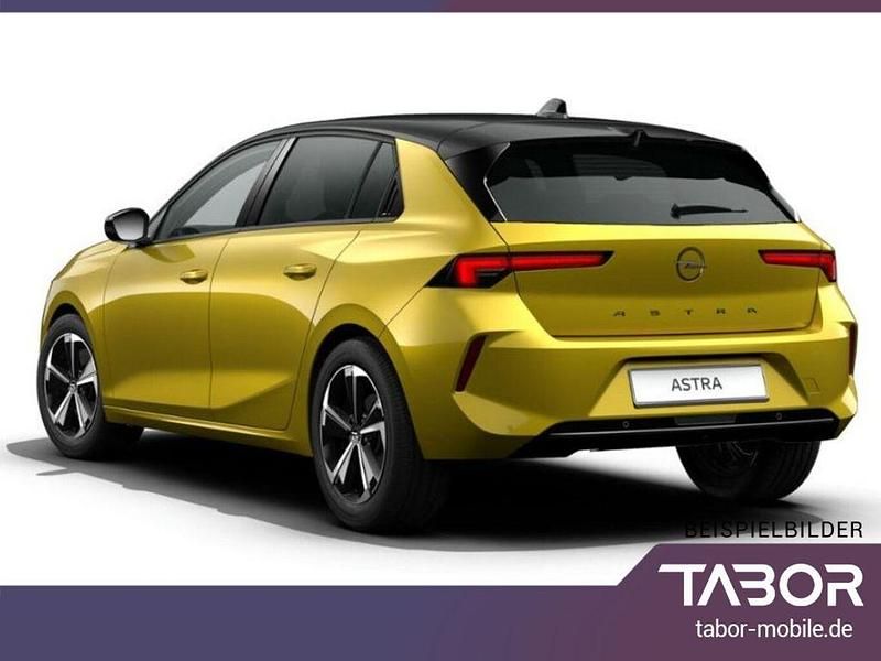 Neu Opel Astra 131 PS (96 kW) 2025 Gelb metallic Limousine