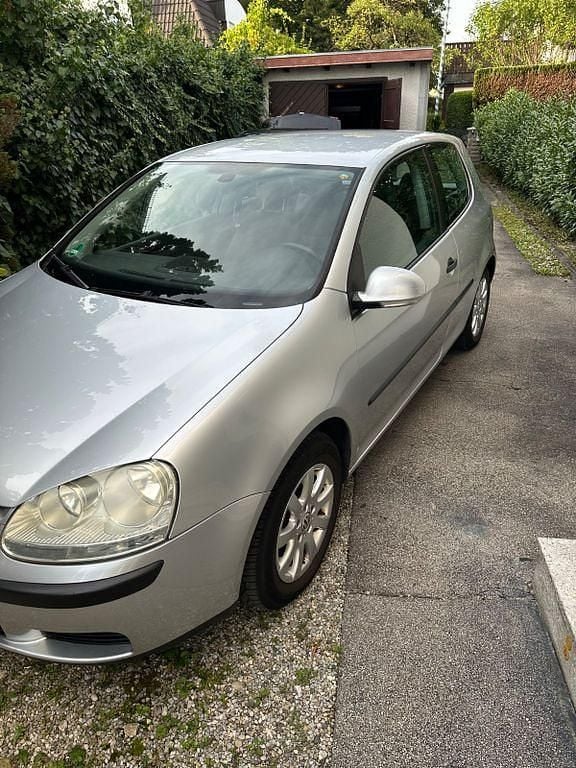Silber Gebraucht 2004 VW Golf IV Comfortline Limousine | 2.700 € (Guter Preis) - Bild 1/4