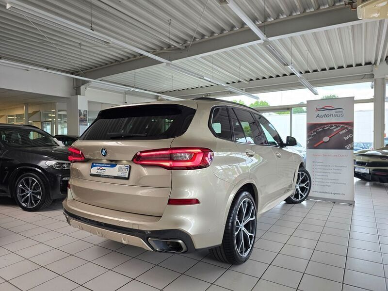 Gebraucht BMW X5 Performance 400 PS (294 kW) 2019 Gold SUV
