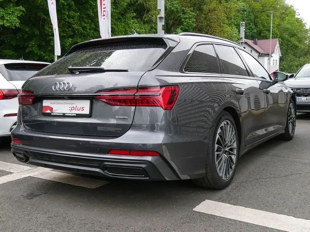Second-hand Audi A6 Ambiente 367 CP (269 kW) 2022 Gri Break