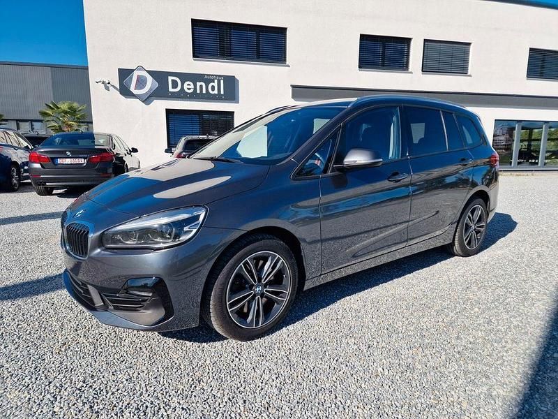 Mineralgrau Gebraucht 2021 BMW 220 Gran Tourer Sport Line Van / Kleinbus | 16.600 € (Guter Preis) - Bild 1/4