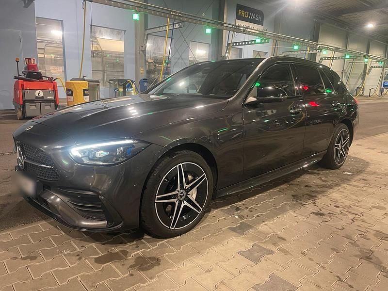 Grau Gebraucht 2022 Mercedes C300e AMG Kombi | 29.999 € (Fairer Preis) - Bild 1/4