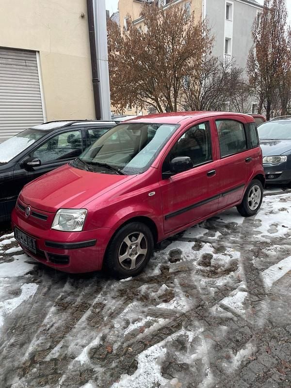 Rot Gebraucht 2010 Fiat Panda Kleinwagen | 1.750 € (Guter Preis) - Bild 1/4