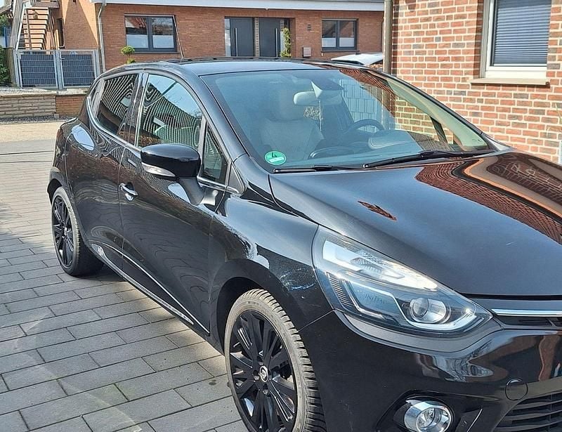 Gebraucht Renault Clio IV Initiale Paris 120 PS (88 kW) 2015 Schwarz Kleinwagen