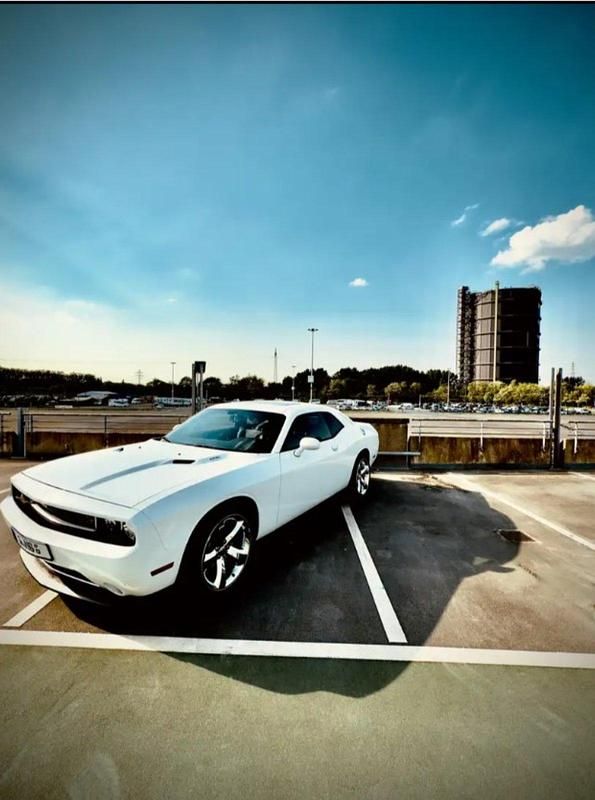 Second-hand Dodge Challenger 381 CP (280 kW) 2013 Alb Coupe