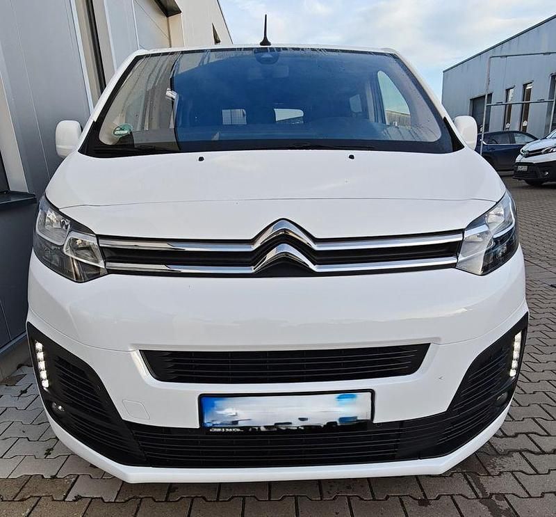 Second-hand Citroën Jumpy 177 CP (130 kW) 2020 Alb Monovolum