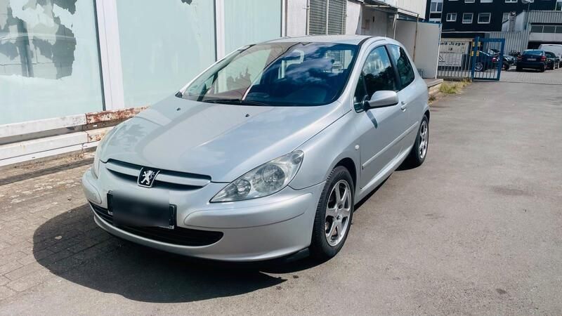 Silber Gebraucht 2002 Peugeot 307 Kleinwagen | 1.400 € (Fairer Preis) - Bild 1/4