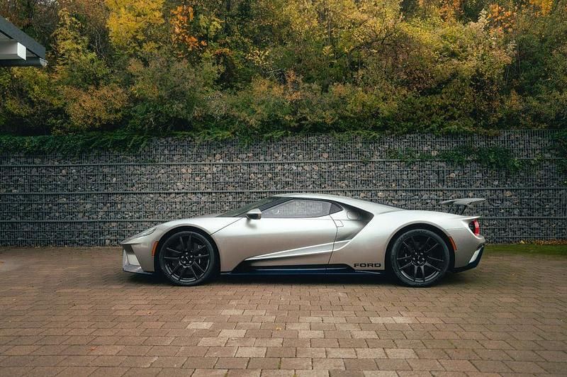 Neu Ford GT 659 PS (484 kW) 2025 Silber Coupé