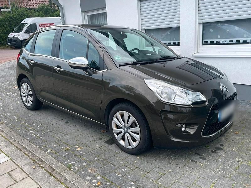 Braun Gebraucht 2013 Citroën C3 Kleinwagen | 4.990 € (Teuer) - Bild 1/4