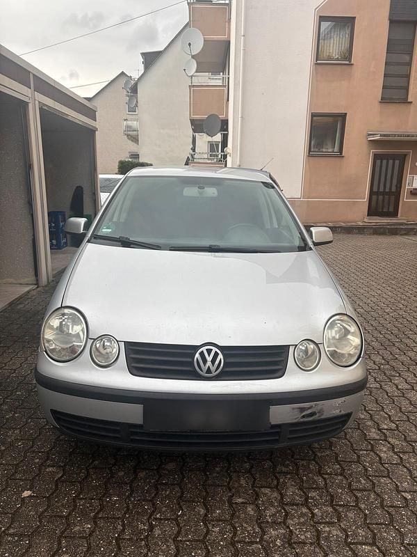 Gebraucht VW Polo 79 PS (58 kW) 2005 Silber Kleinwagen