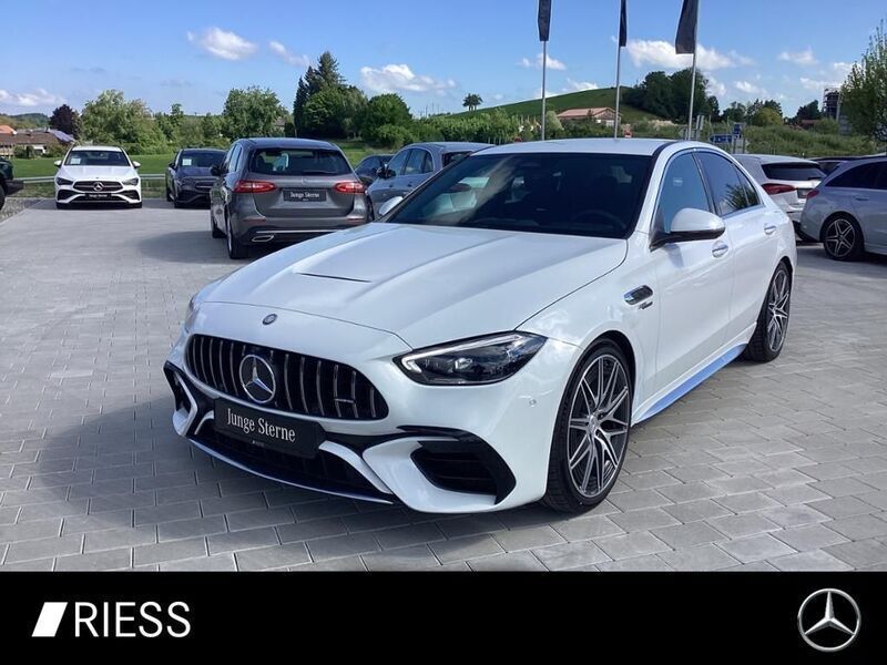 Weiss Gebraucht 2024 Mercedes C63 AMG AMG Limousine | 81.890 € (Fairer Preis) - Bild 1/4