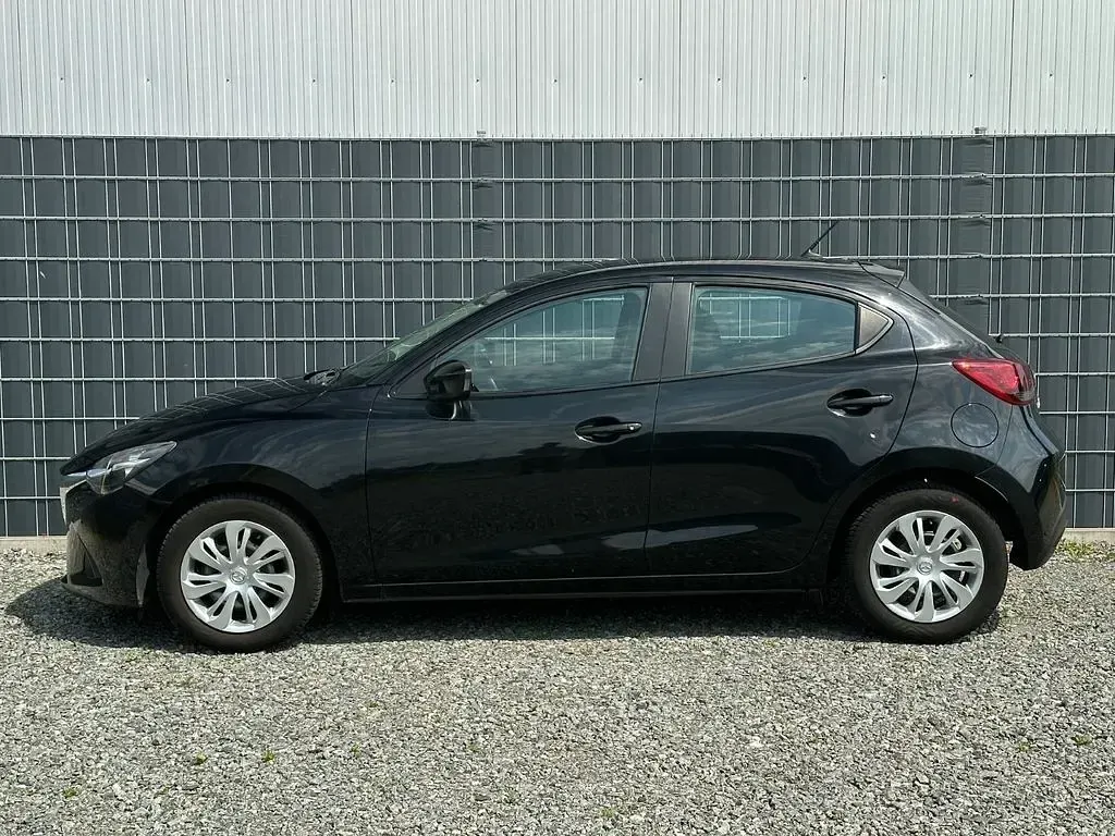 Gebraucht Mazda 2 Center-Line 75 PS (55 kW) 2015 Schwarz Limousine