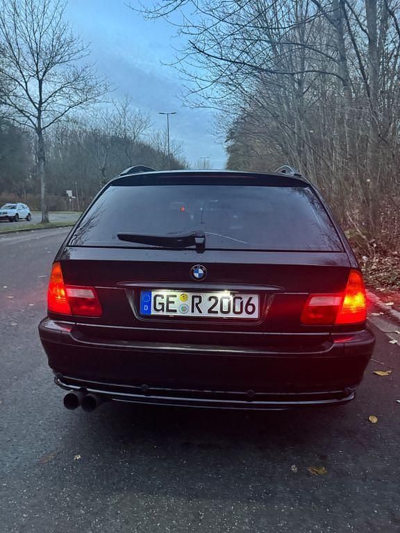 Gebraucht BMW 318 Performance 143 PS (105 kW) 2004 Schwarz Kombi