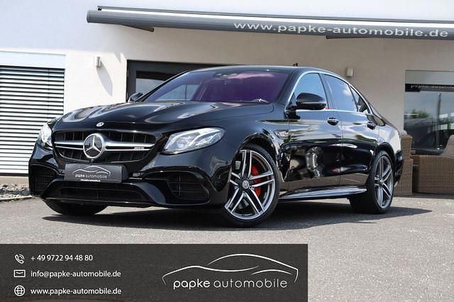Schwarz Gebraucht 2018 Mercedes E63 AMG AMG Limousine | 69.895 € (Fairer Preis) - Bild 1/4