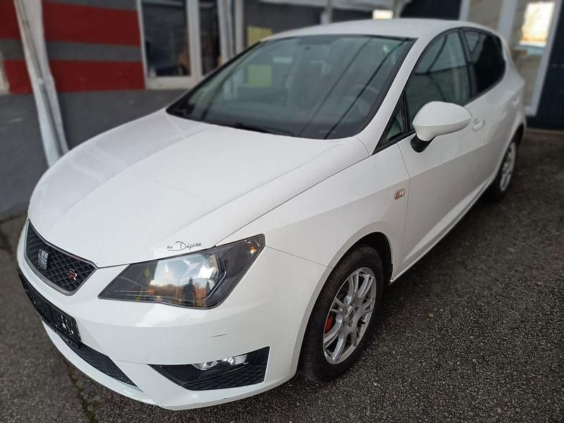 Weiß Gebraucht 2012 Seat Ibiza FR Limousine | 4.490 € (Fairer Preis) - Bild 1/4