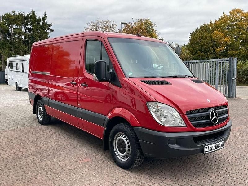 Gebraucht Mercedes Sprinter 129 PS (94 kW) 2012 Rot Van