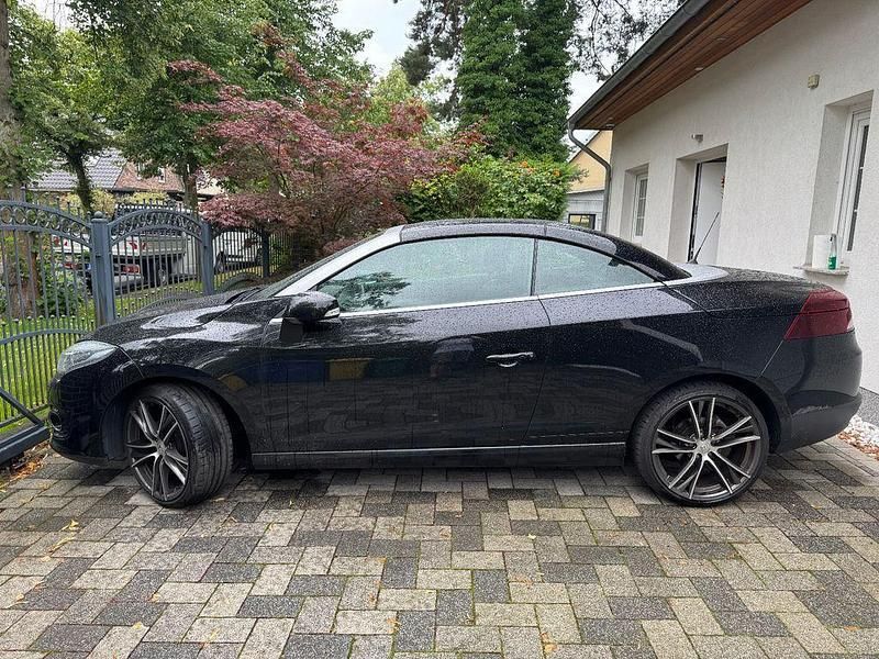 Schwarz Gebraucht 2015 Renault Mégane Cabriolet Luxe Cabrio | 10.000 € (Fairer Preis) - Bild 1/4