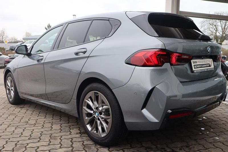 Gebraucht BMW 120 170 PS (125 kW) 2025 Grau Kleinwagen