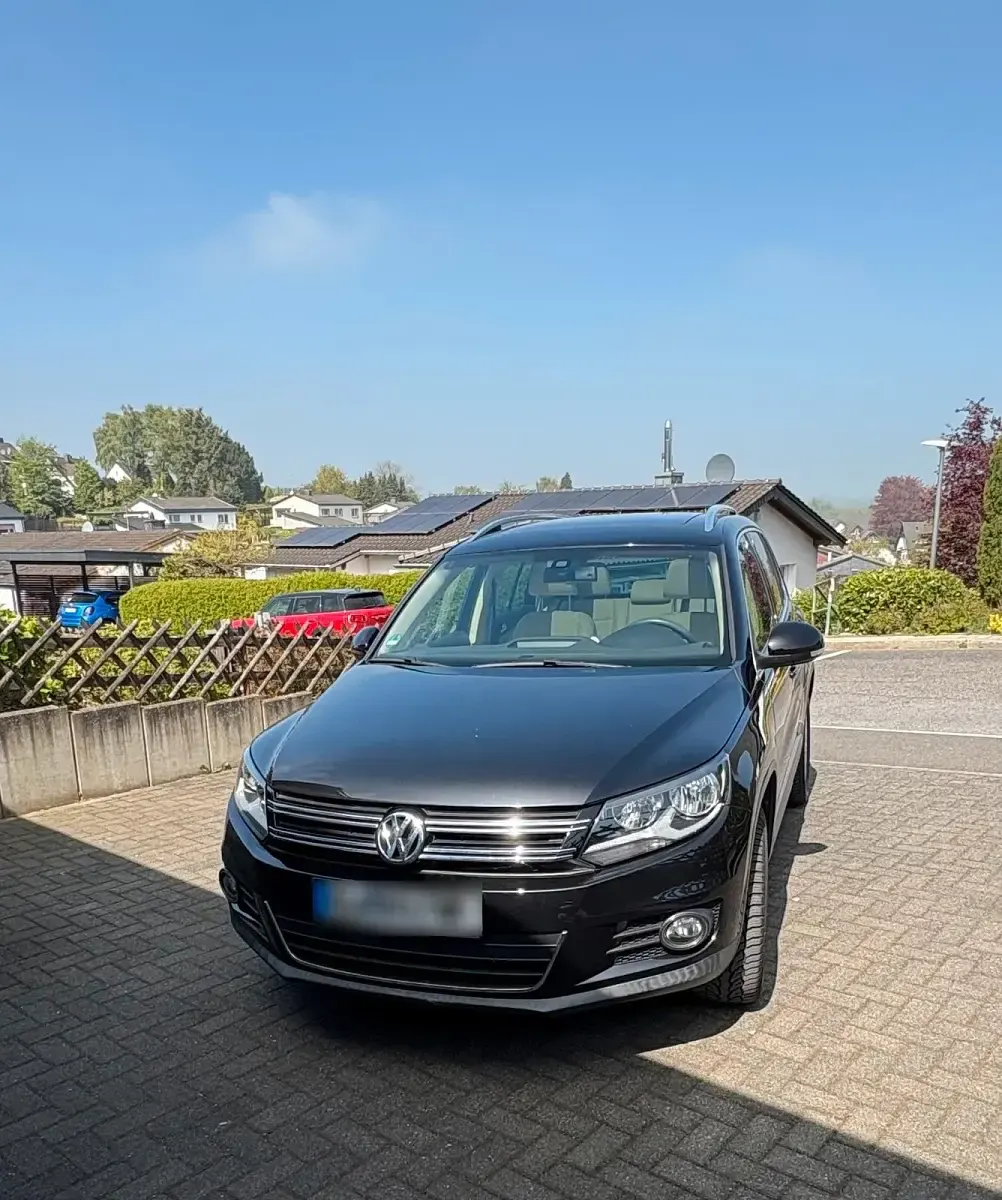 Second-hand VW Tiguan Edition 200 CP (147 kW) 2017 Negru SUV