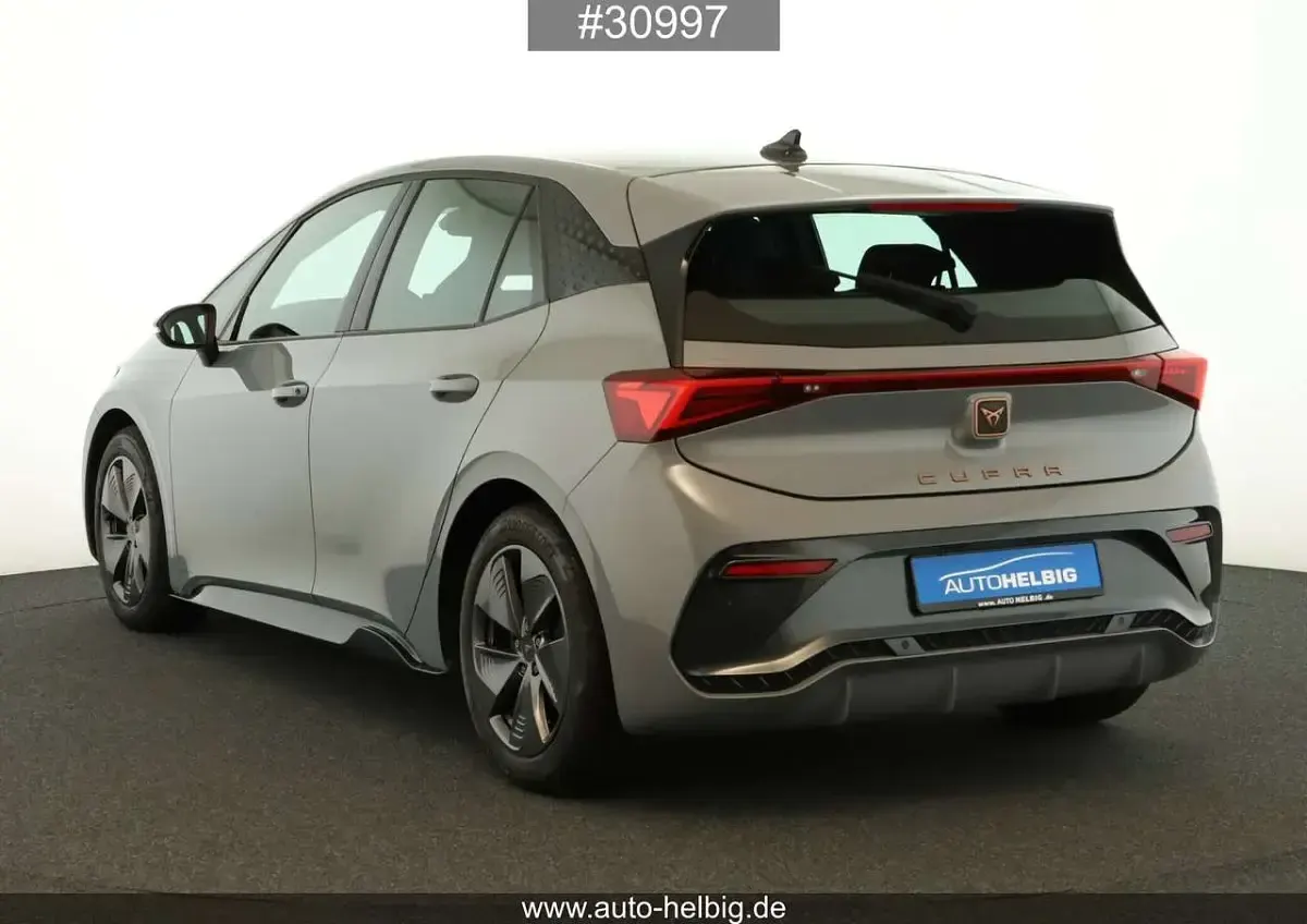 Gebraucht Cupra Born 150 kW (204 PS) 2023 Vaporgrau Kleinwagen
