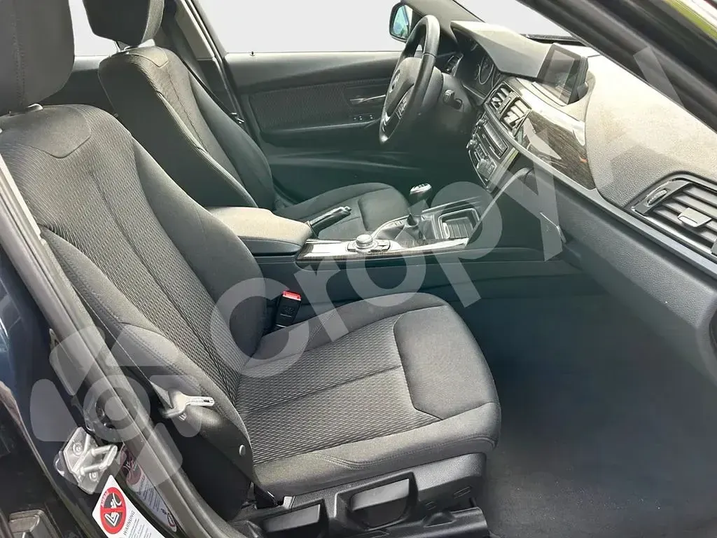 Gebraucht BMW 316 Luxury Line 143 PS (105 kW) 2015 Blau Limousine